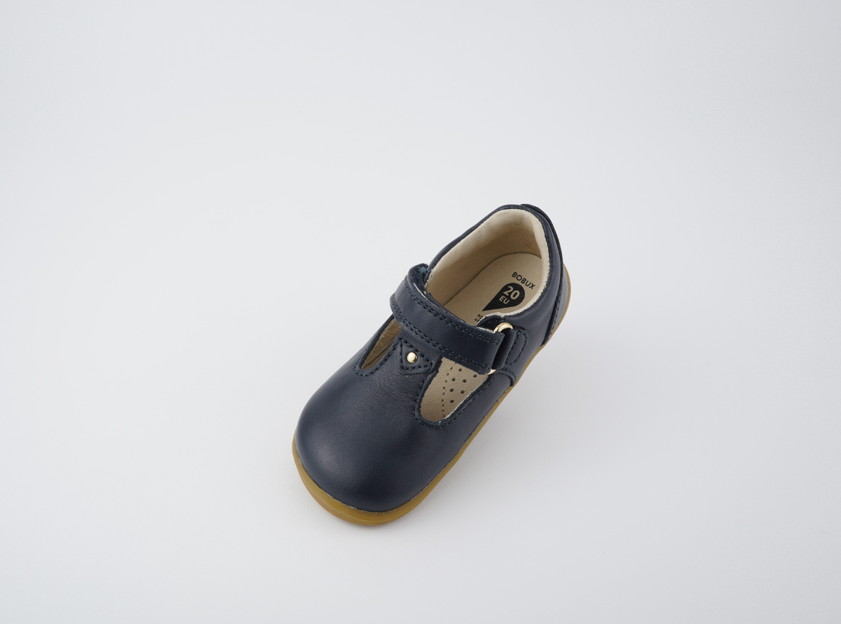 Louise Navy