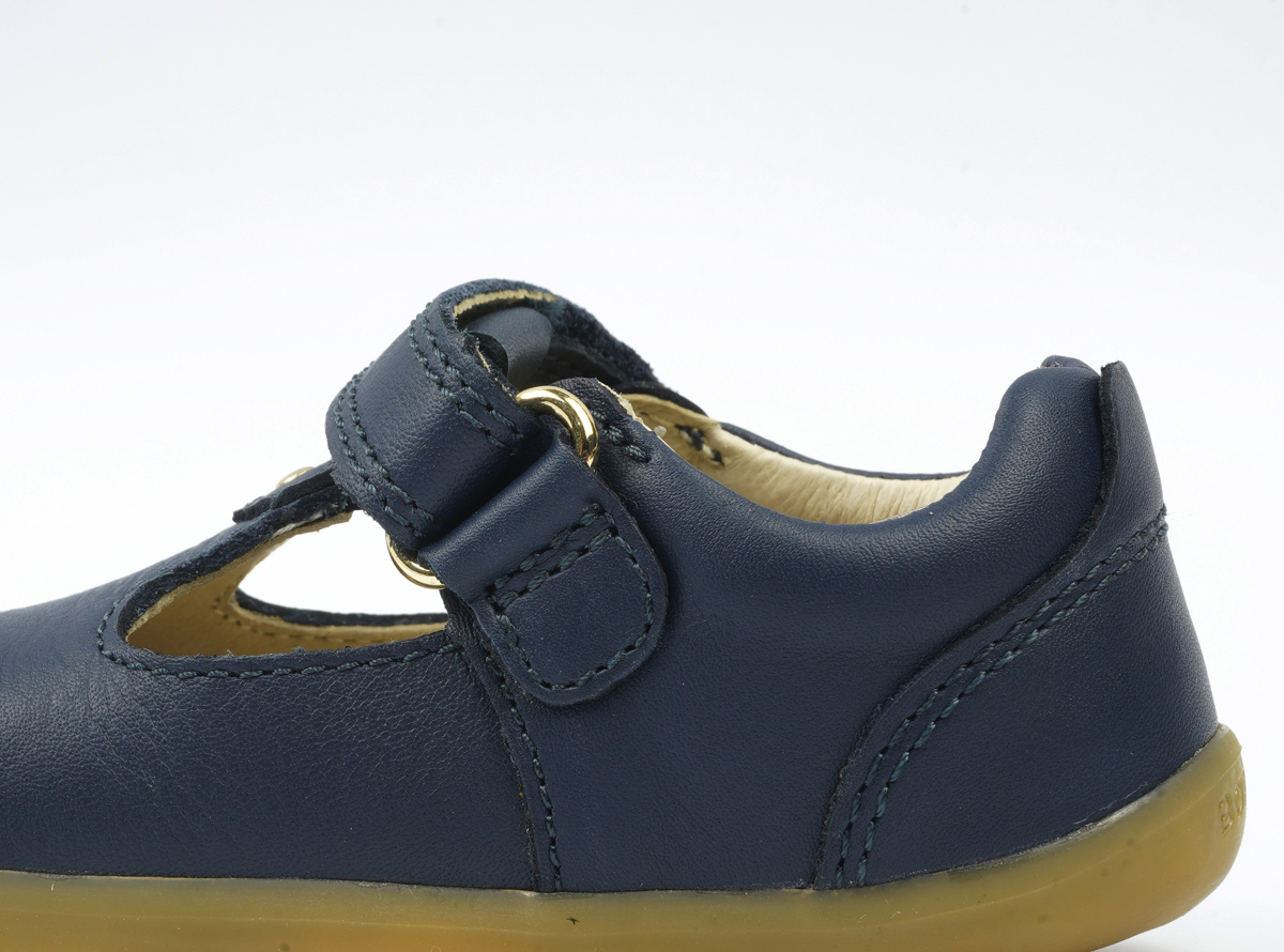 Louise Navy