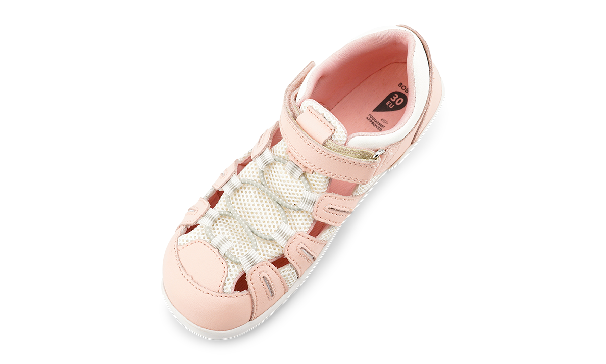 Summit Seashell + White