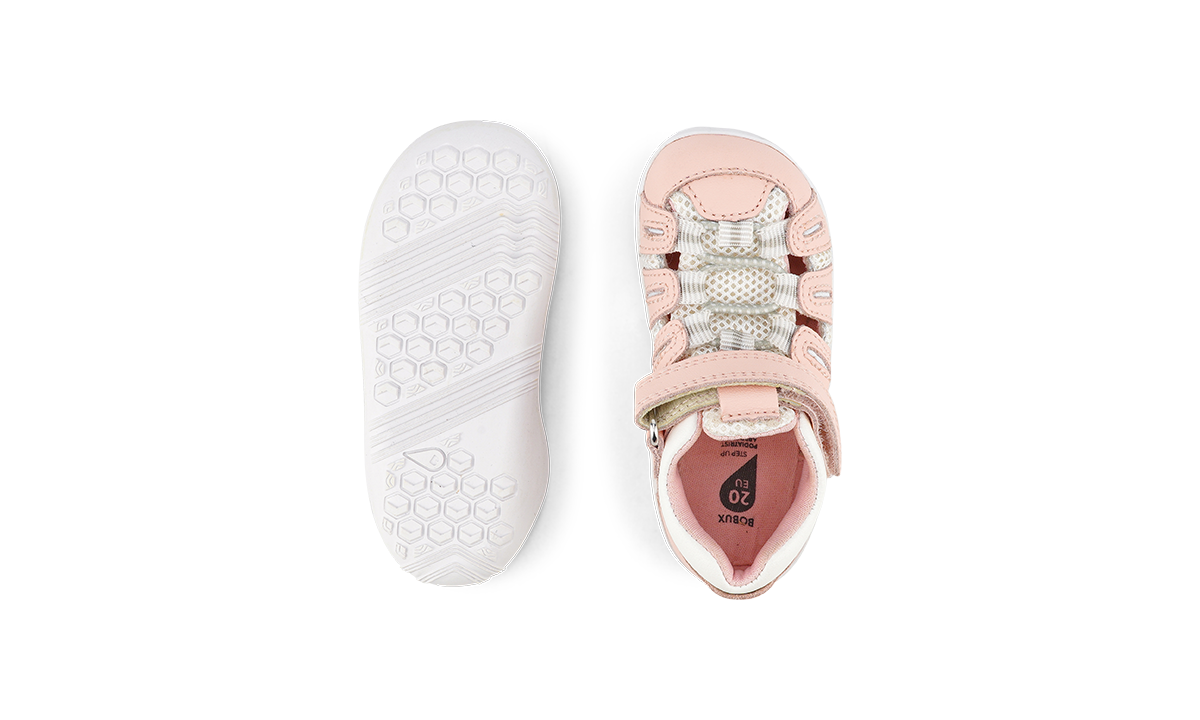 Summit Seashell + White