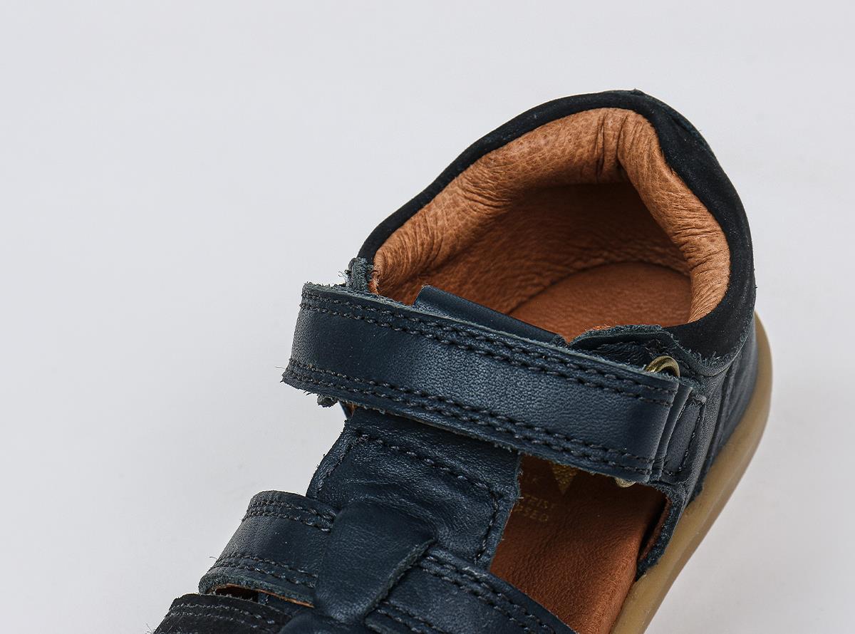 Roam Navy